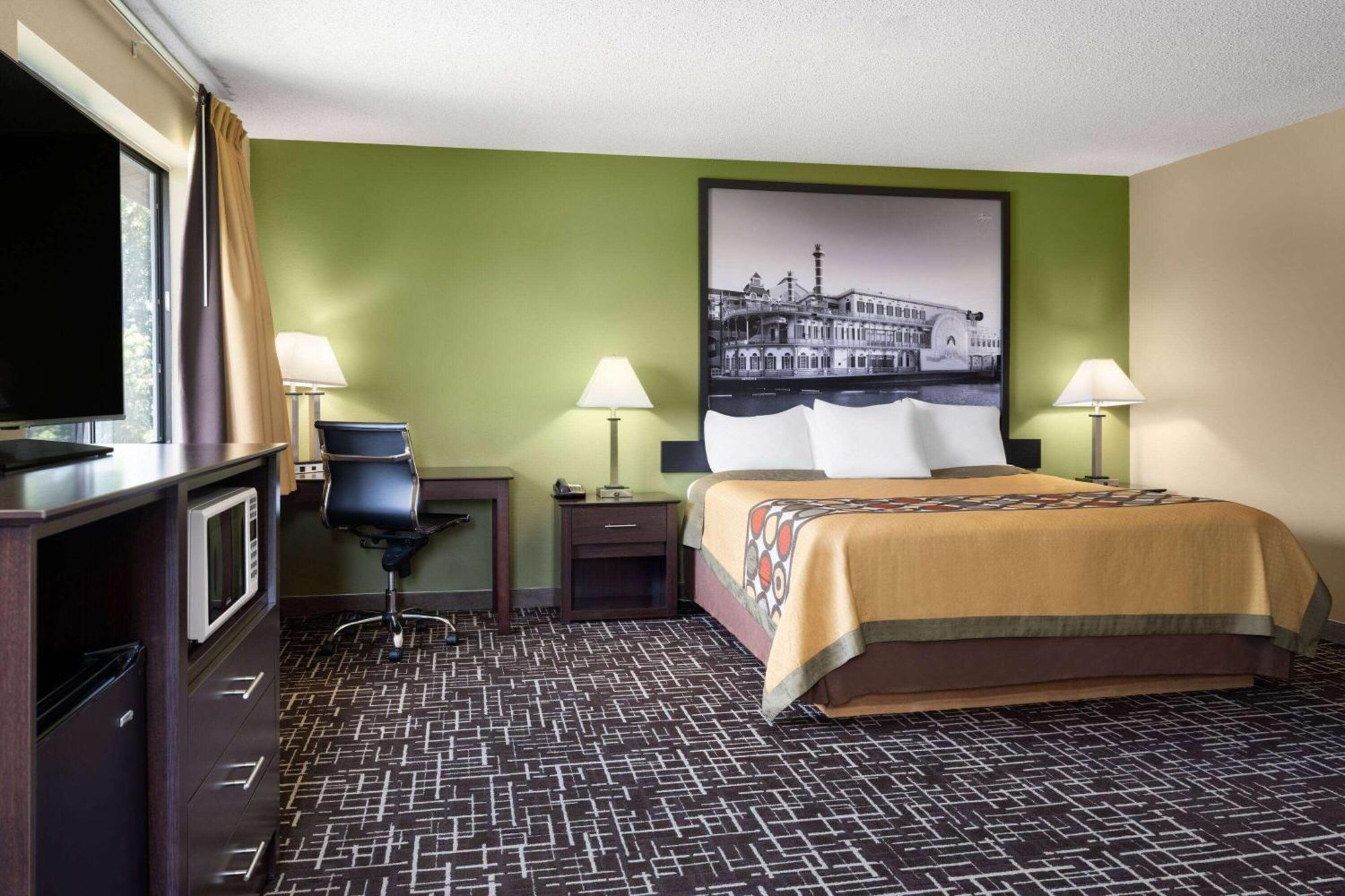 Super 8 By Wyndham Dyersville Ngoại thất bức ảnh